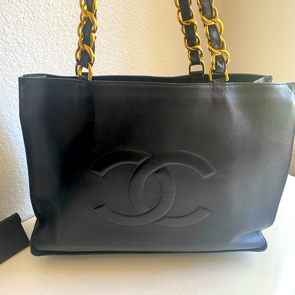 Chanel Vintage Lambskin XL Tote **PRICED TO SELL** - Picture 2 of 13